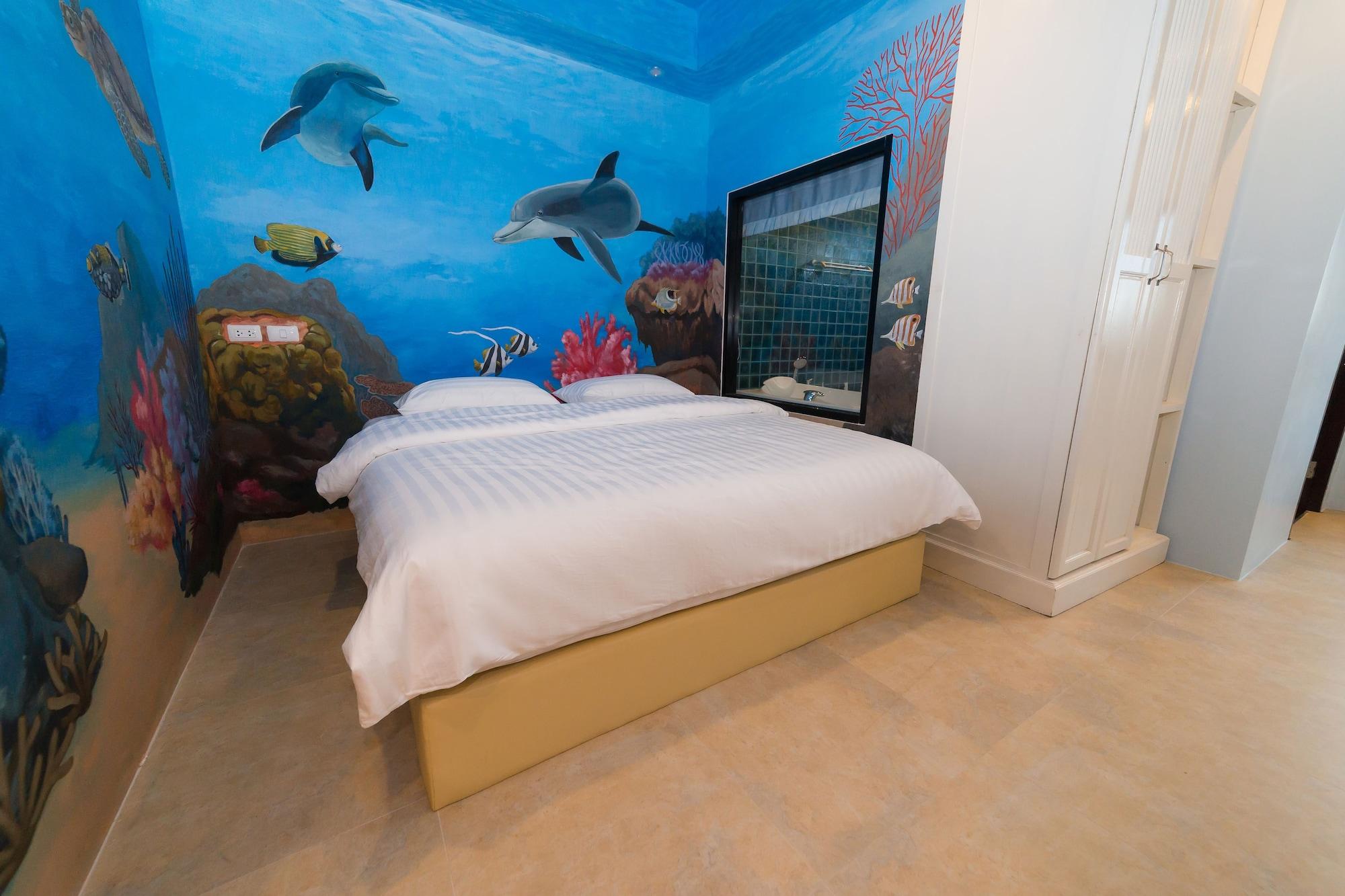 Thongtara House Boutique Srinakarin Hotell Bangkok Exteriör bild